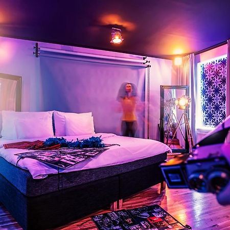 Anybody Hotel - Unique Experience For Couples Brno Luaran gambar
